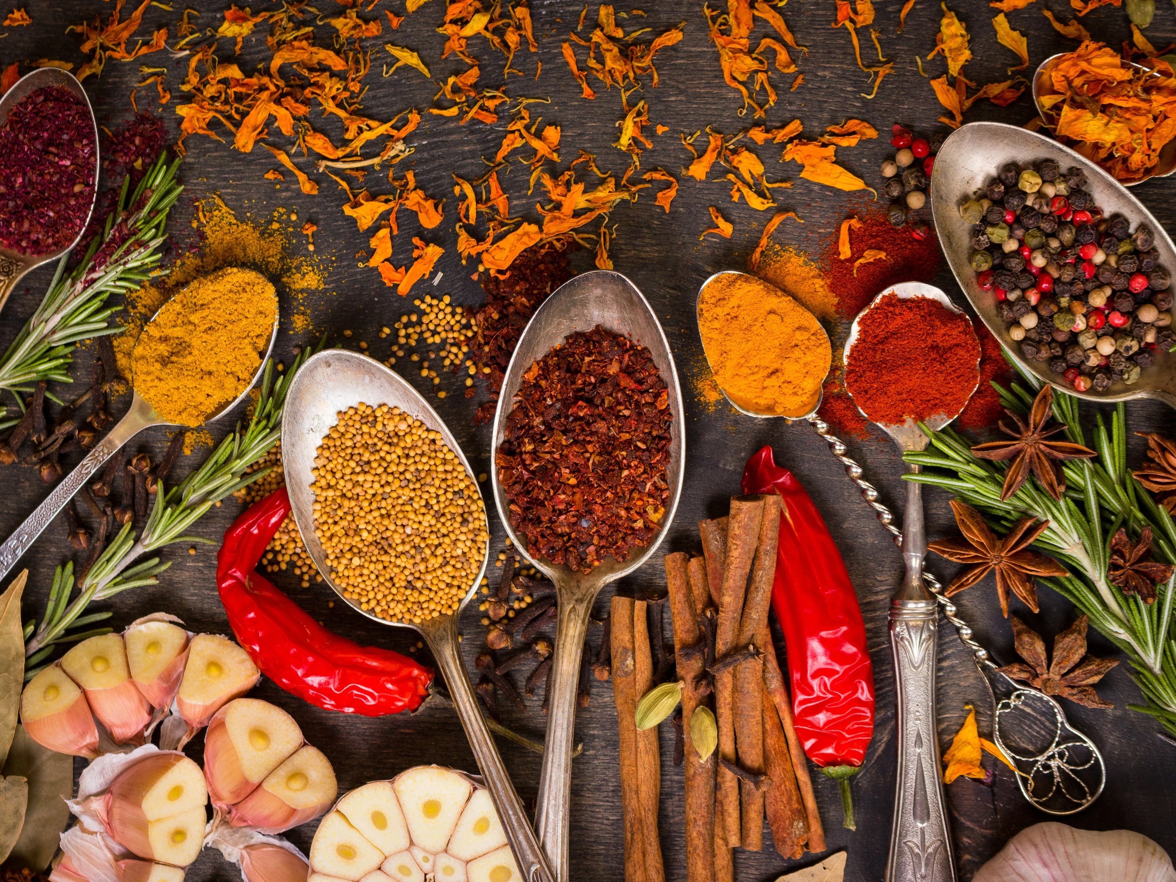 Spice Up Your Brain and Life: Natural Nootropics That Boost Focus & Mood